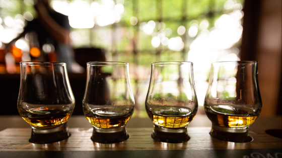 Midweek patio (560 x 315 px) (1) bourbon flight