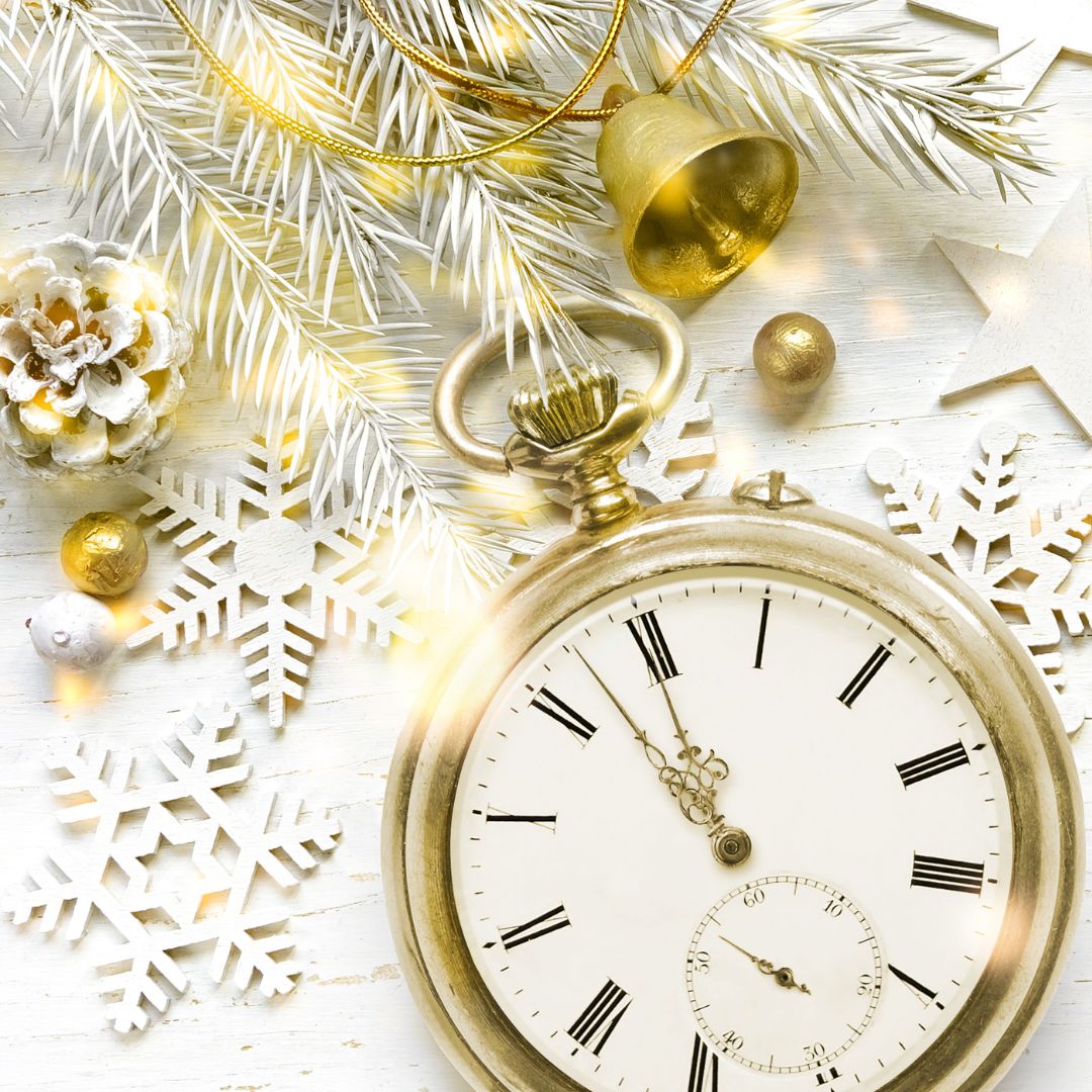 Clock with snowflakes and gold holiday decor